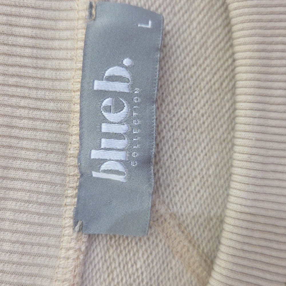 Blue B Open Seam Crop - Picture 2 of 5